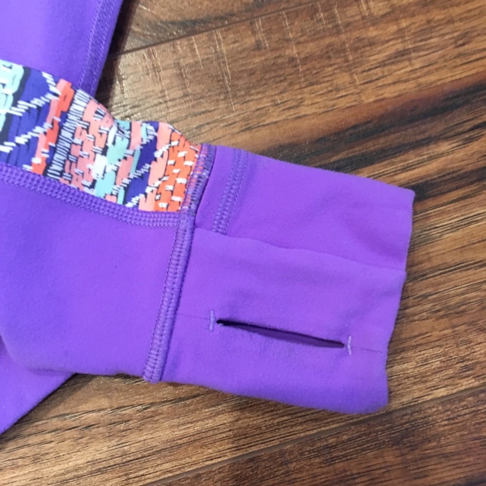 SALE Ivivva Jacket - Picture 5 of 8